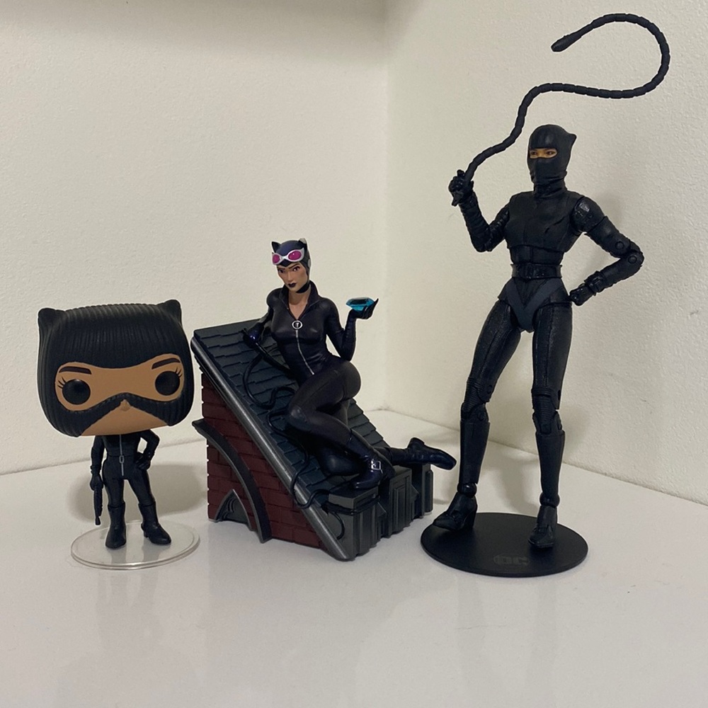 Catwoman Figurine Bundle
